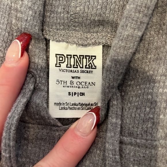 University of Carolina Sweatshirt With hood - Picture 3 of 3